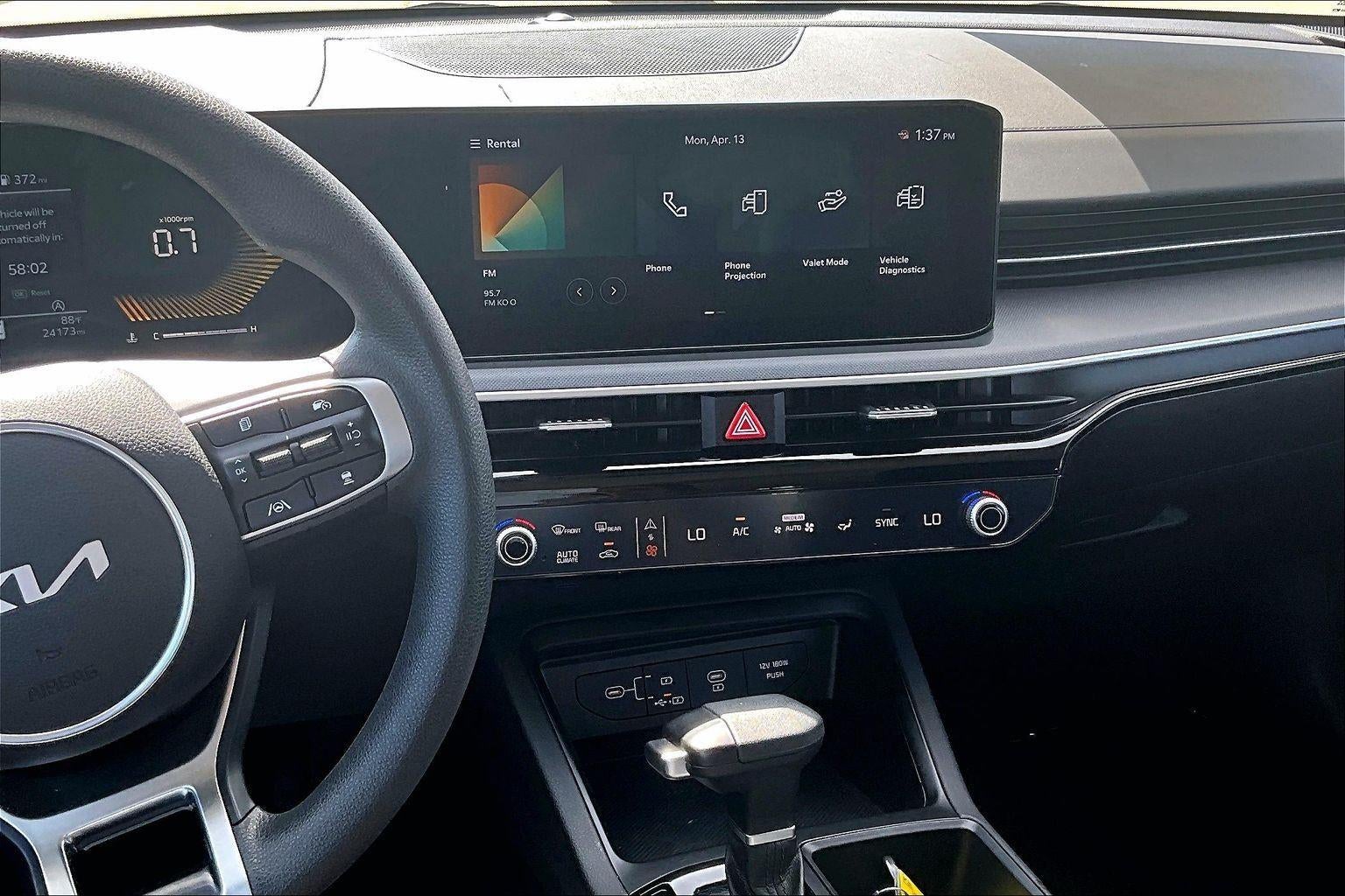 2025 Kia K5 LXS