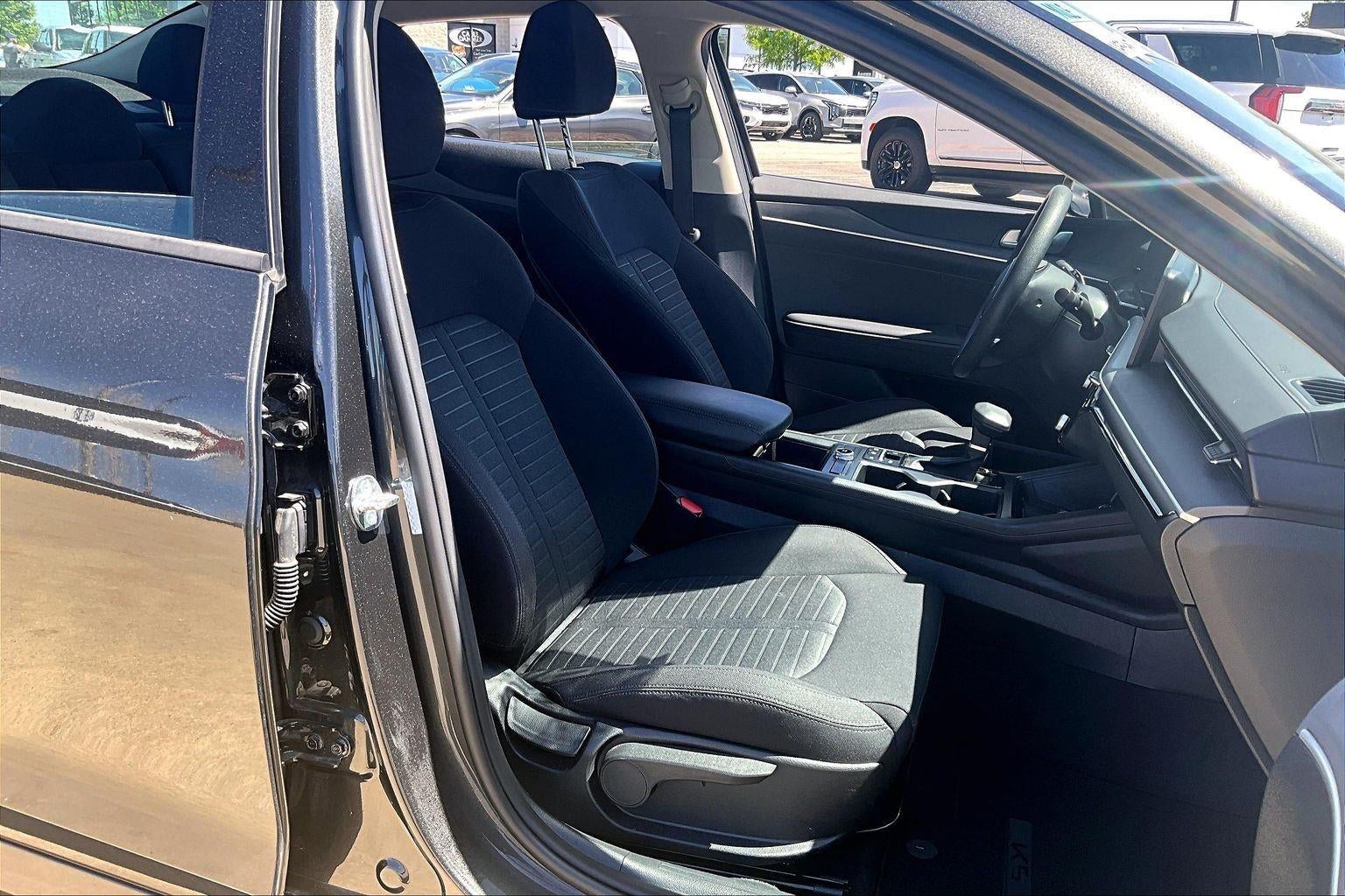 2025 Kia K5 LXS