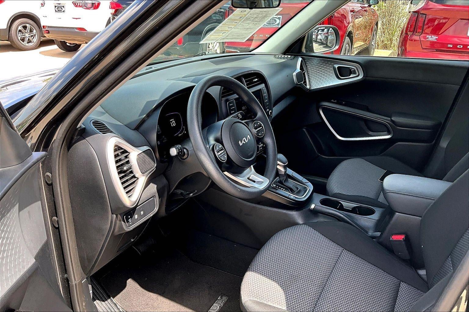 2025 Kia Soul LX