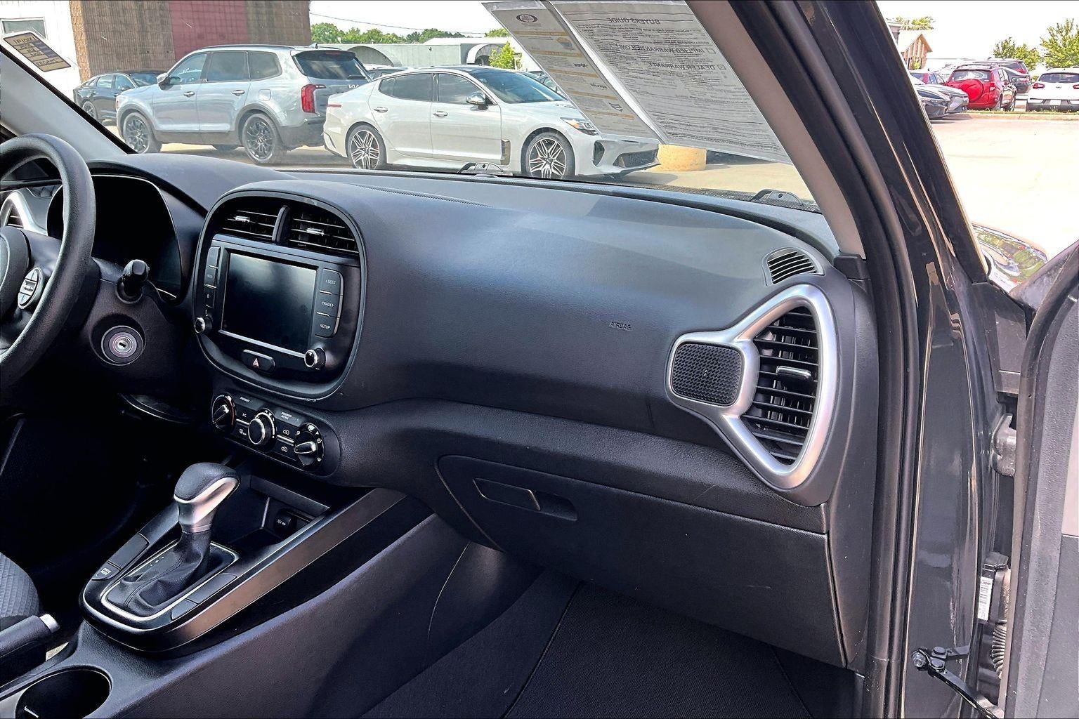 2025 Kia Soul LX