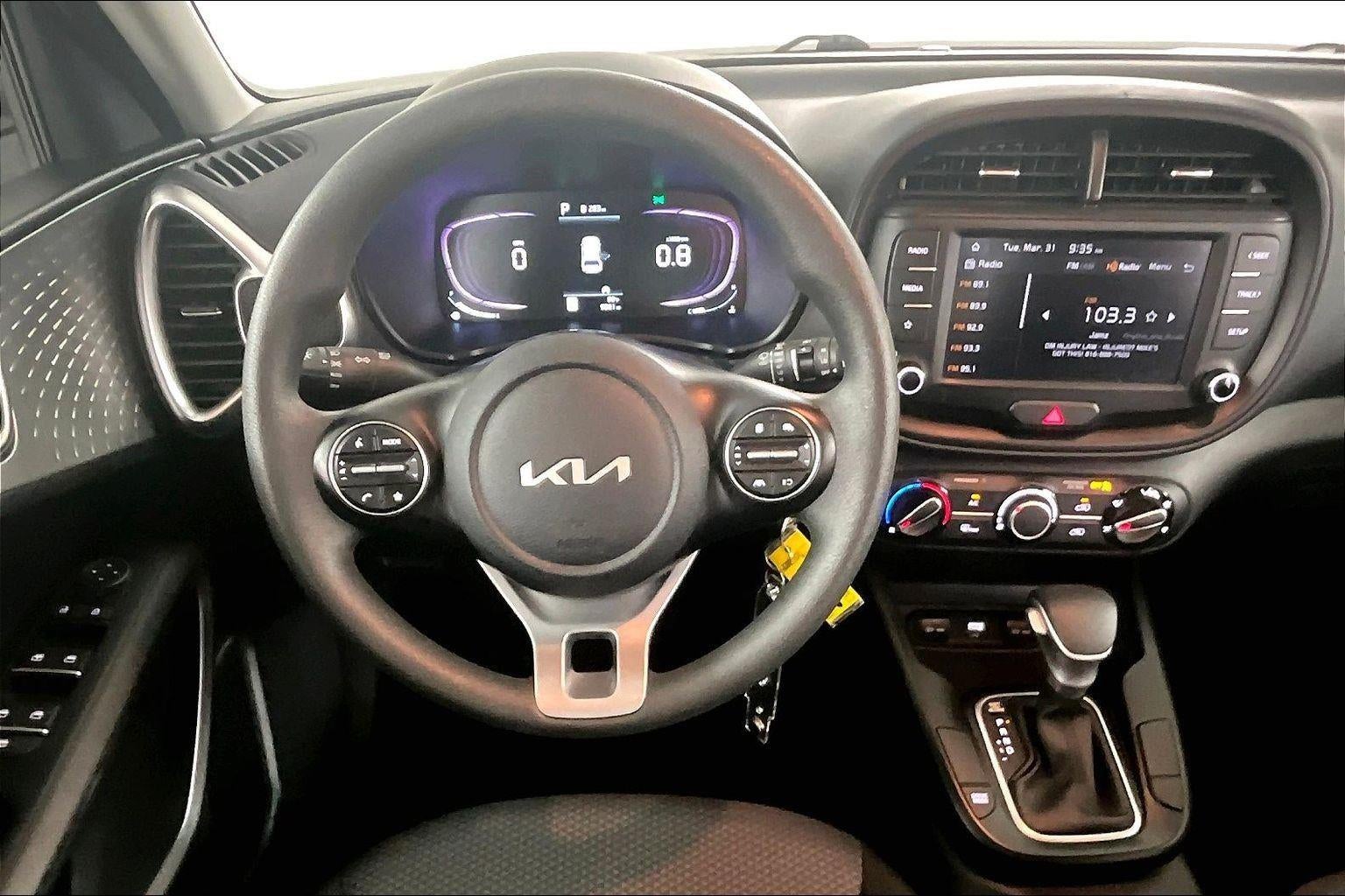 2025 Kia Soul LX