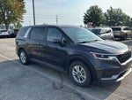 2022 Kia Carnival LX