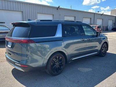 2024 Kia Carnival SX